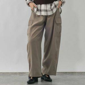 50代の秋コーデにぴったり！【GLOBAL WORK】の涼感パンツが超優秀