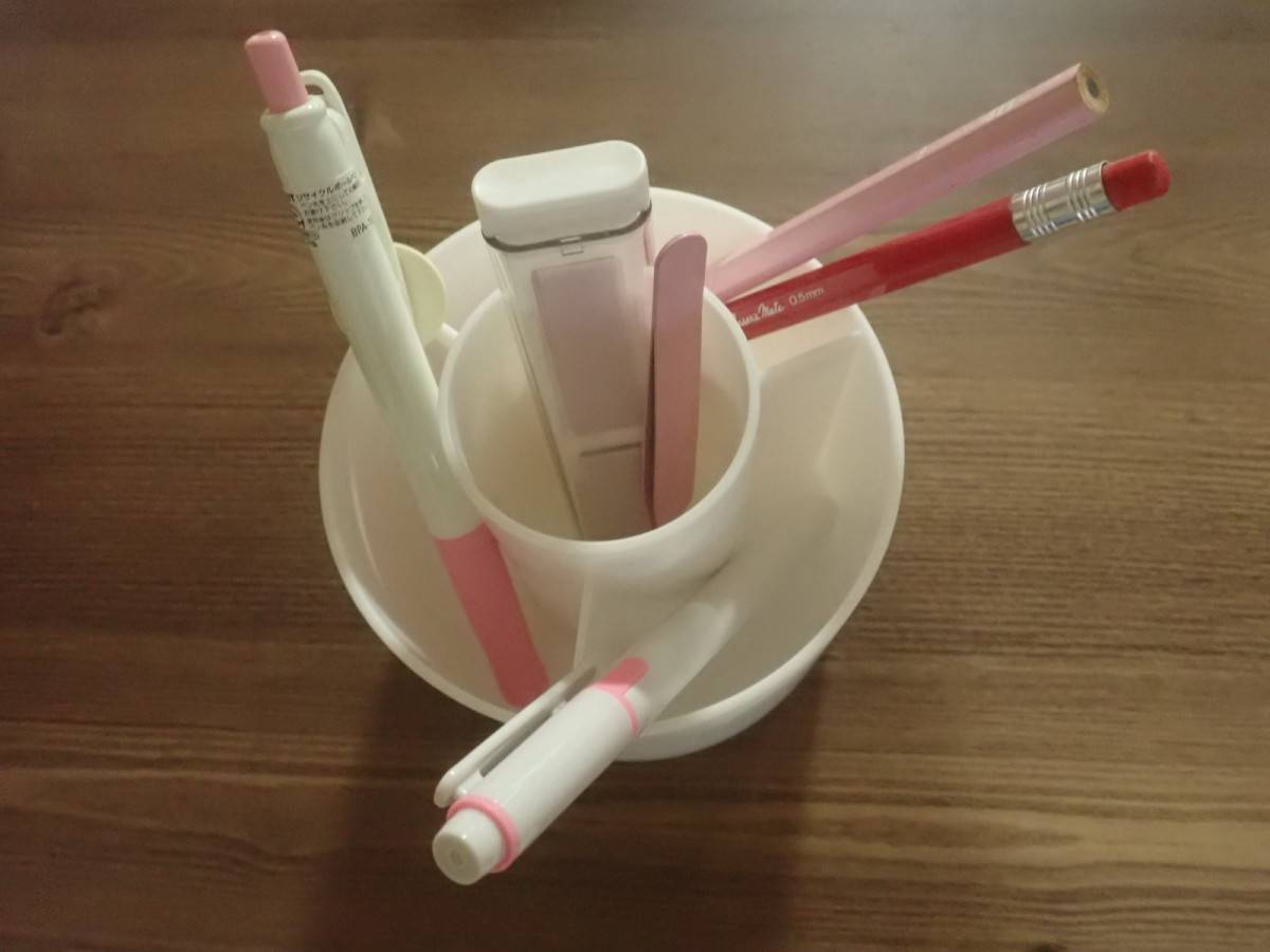 ダイソー：回転できる収納ケース