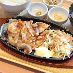 【やよい軒】「食欲そそる贅沢な味わい」「ワンランク上の定食」SNSでも大絶賛の新作定食が発売中だよ！
