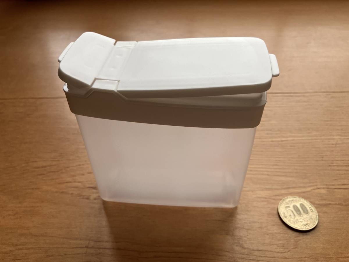 セリア:揉んでほぐせる調味料ストッカー