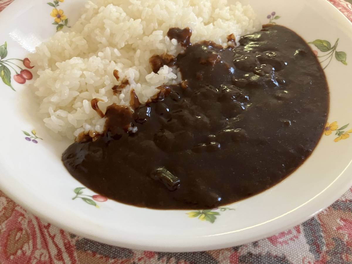 ダイソー：S＆B ブラックカレー 辛口 150g