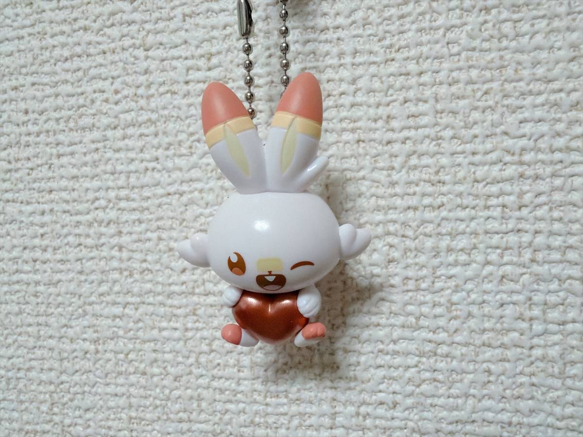 キラキラハートを抱えたヒバニー