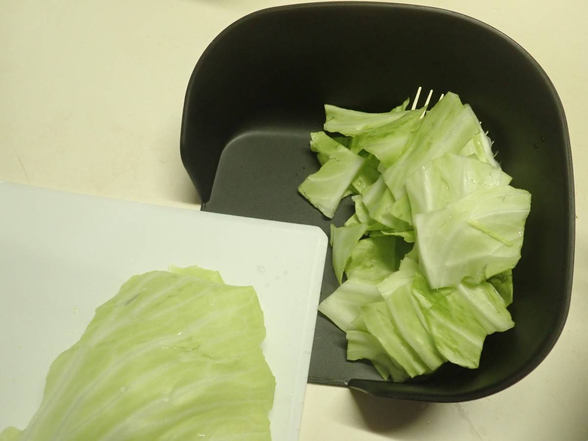 ダイソー：まな板すっきりボウル