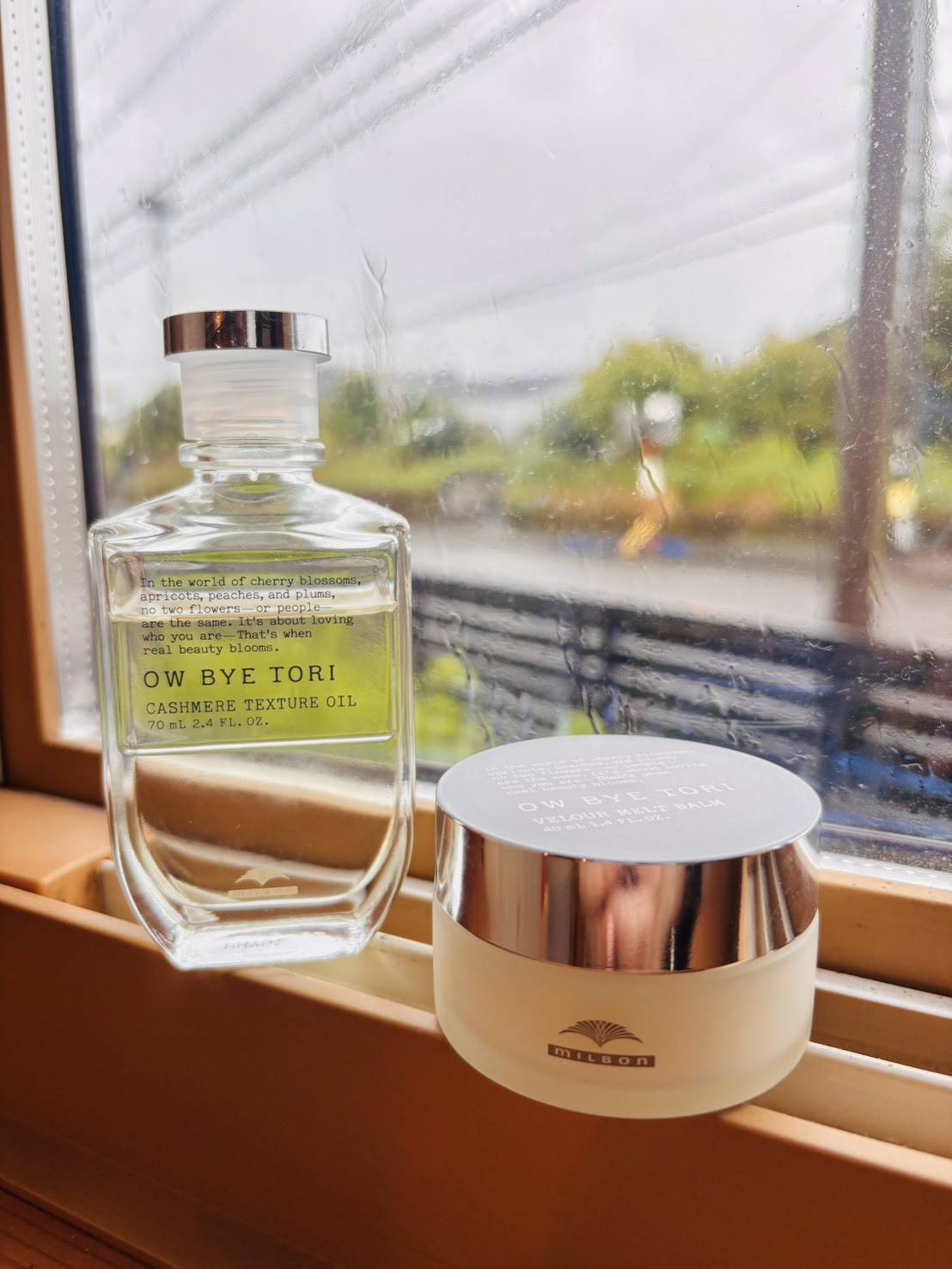 OW BYE TORI ヴェロアメルト バームとオイル
