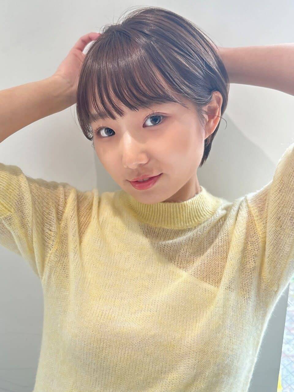 ブラウンベージュ