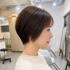 白髪を活かせる！アラフィフのためのヘアカラー5選〜2026年晩夏〜