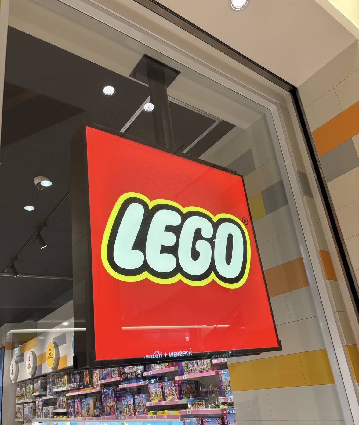 レゴ®ストア ららぽーと福岡店 看板