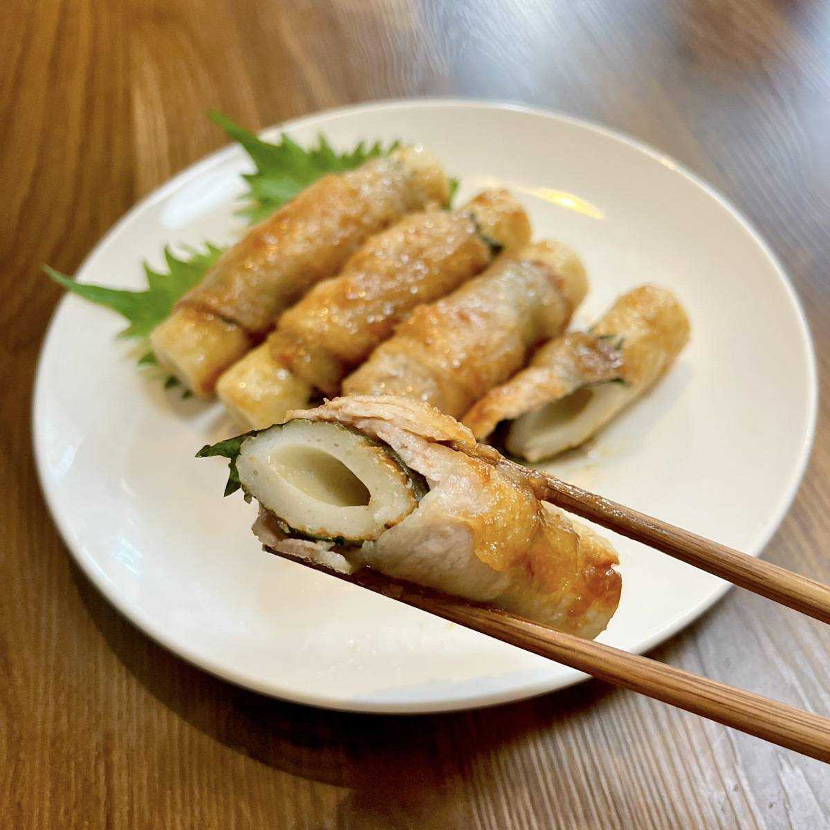 ニッスイ公式の「肉巻き活ちくわの照り焼き」のレシピ