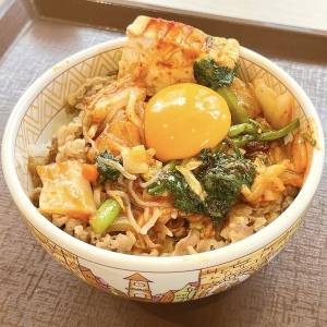 【すき家】「毎日食べてる」「無限にいけそう」SNSでも大絶賛！秋限定の大人気牛丼が本気でウマいよ