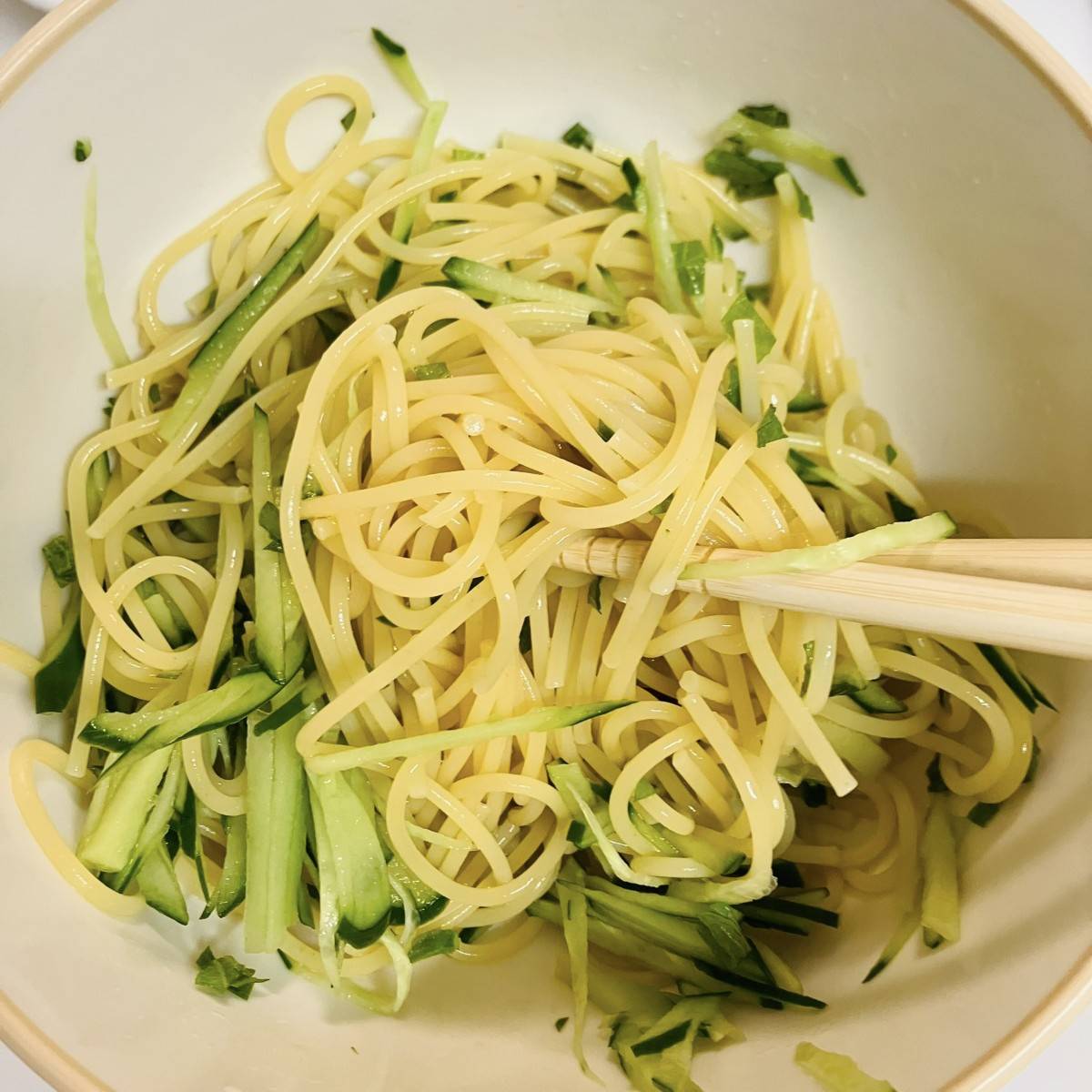 JAグループ公式の「お家にある野菜で♡サラダスパゲティ」のレシピ