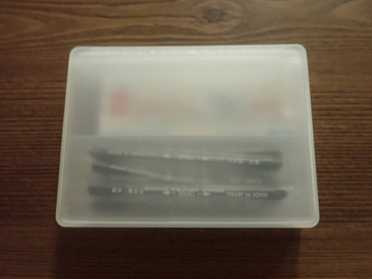 ダイソー：仕切れる小物ケース レギュラー