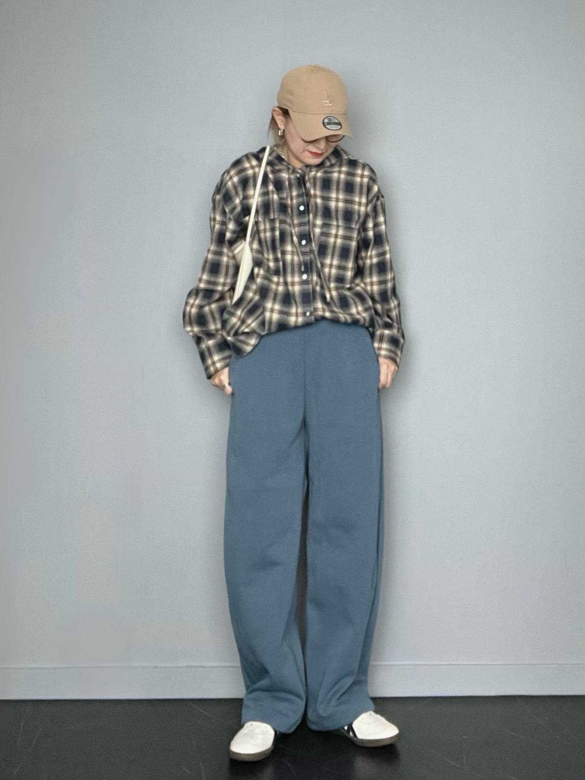 チェック柄シャツを合わせる♪
