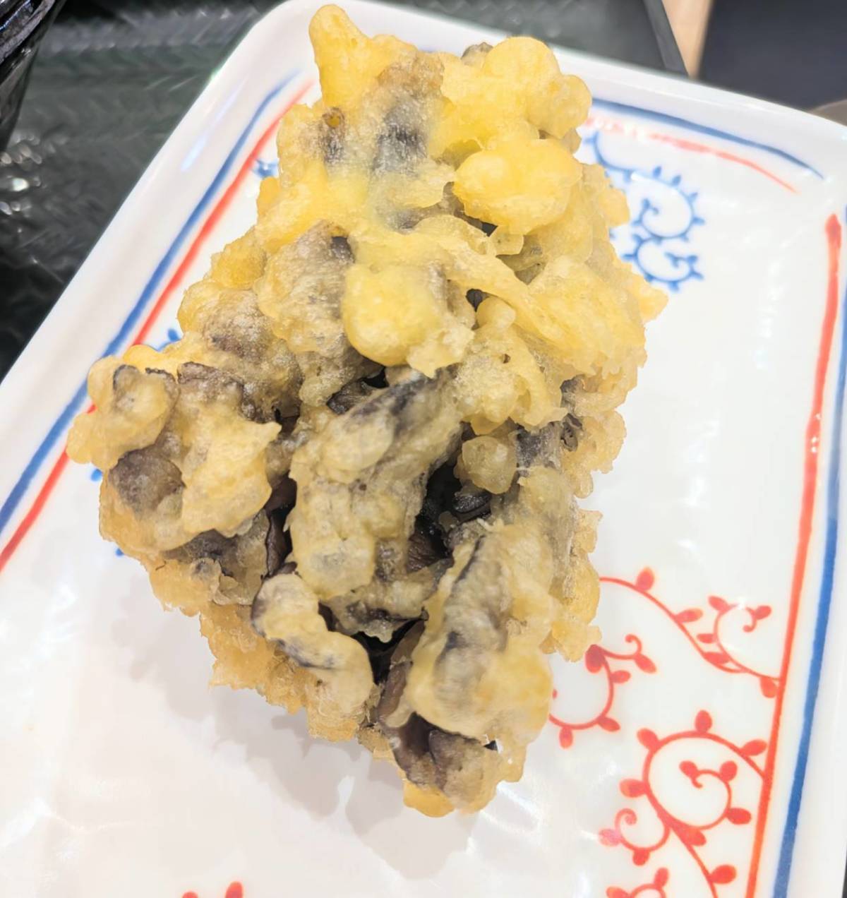 はなまるうどんの大まいたけ天ぷら