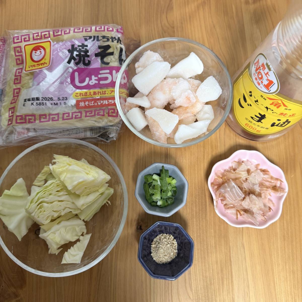 マルちゃん公式の「和風アレンジ 海鮮しょうゆ焼そば」のレシピ