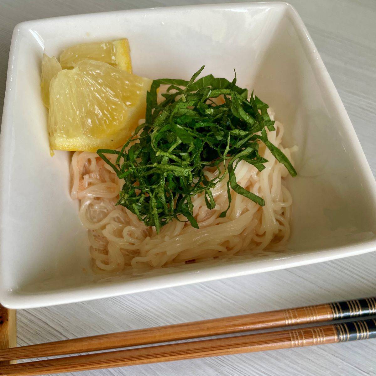 揖保乃糸公式の「たらマヨそうめん」のレシピ