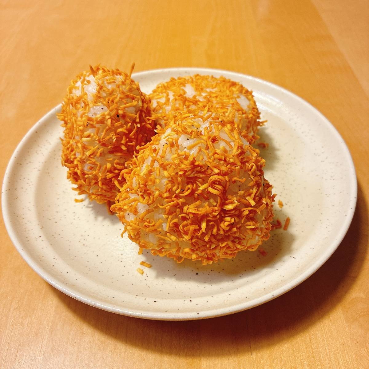 チキンラーメン公式の「おむすびチキンラーメン」のレシピ