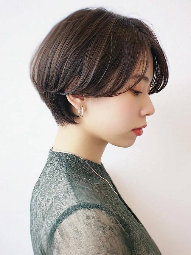 マロンブラウン