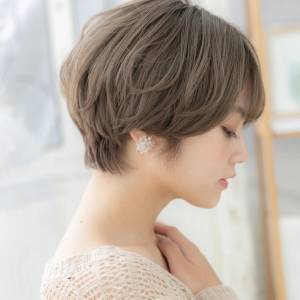 白髪がなじむ！大人世代におすすめのヘアカラー5選〜2026年初秋〜