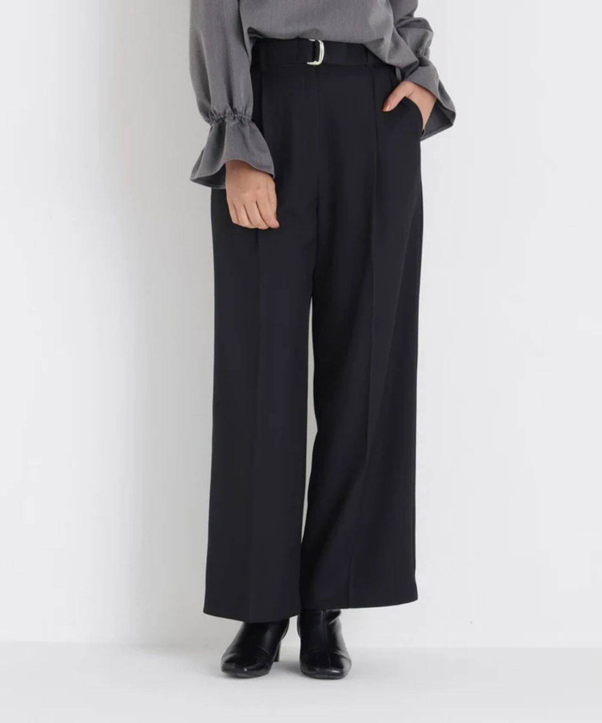 NATURAL BEAUTY BASIC ＜ちょうど、いい服＞いつでもどこでも。ロングシーズンワイドパンツ