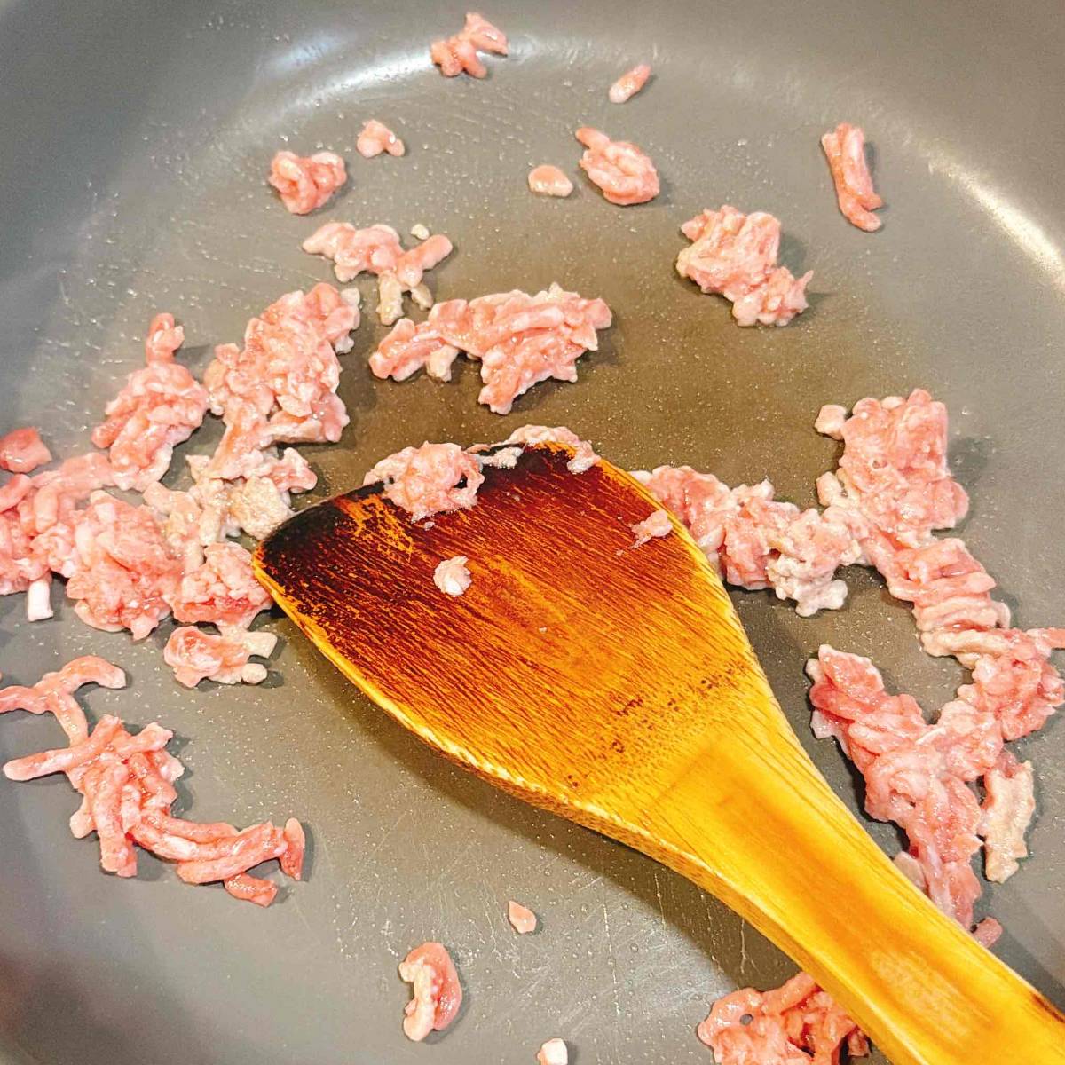 JAグループ公式の「簡単！節約！豚ひき肉ともやしの甘辛炒め」のレシピ