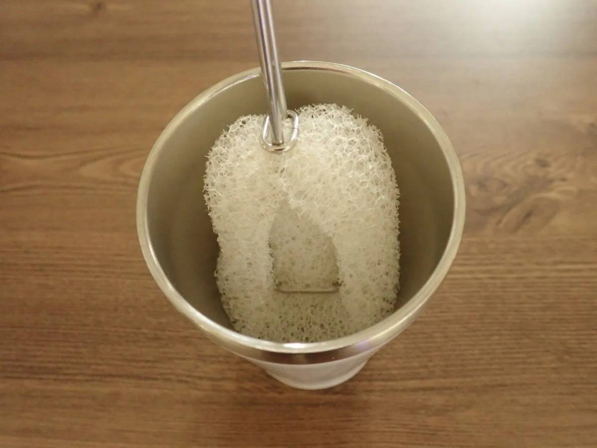 ダイソー：コップ洗いスポンジ