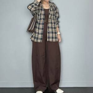 【2026年10月】持ってる人はこう着て……。今っぽいシャツコーデ5選