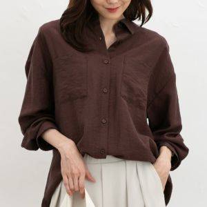 【Honeys】10月、秋服はまだ暑いと悩む60代へ。《長袖なのにさらっと着られるトップス》3選