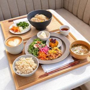 【横浜・みなとみらい】おいしく食べてきれいも目指す♡資生堂の薬膳プレート