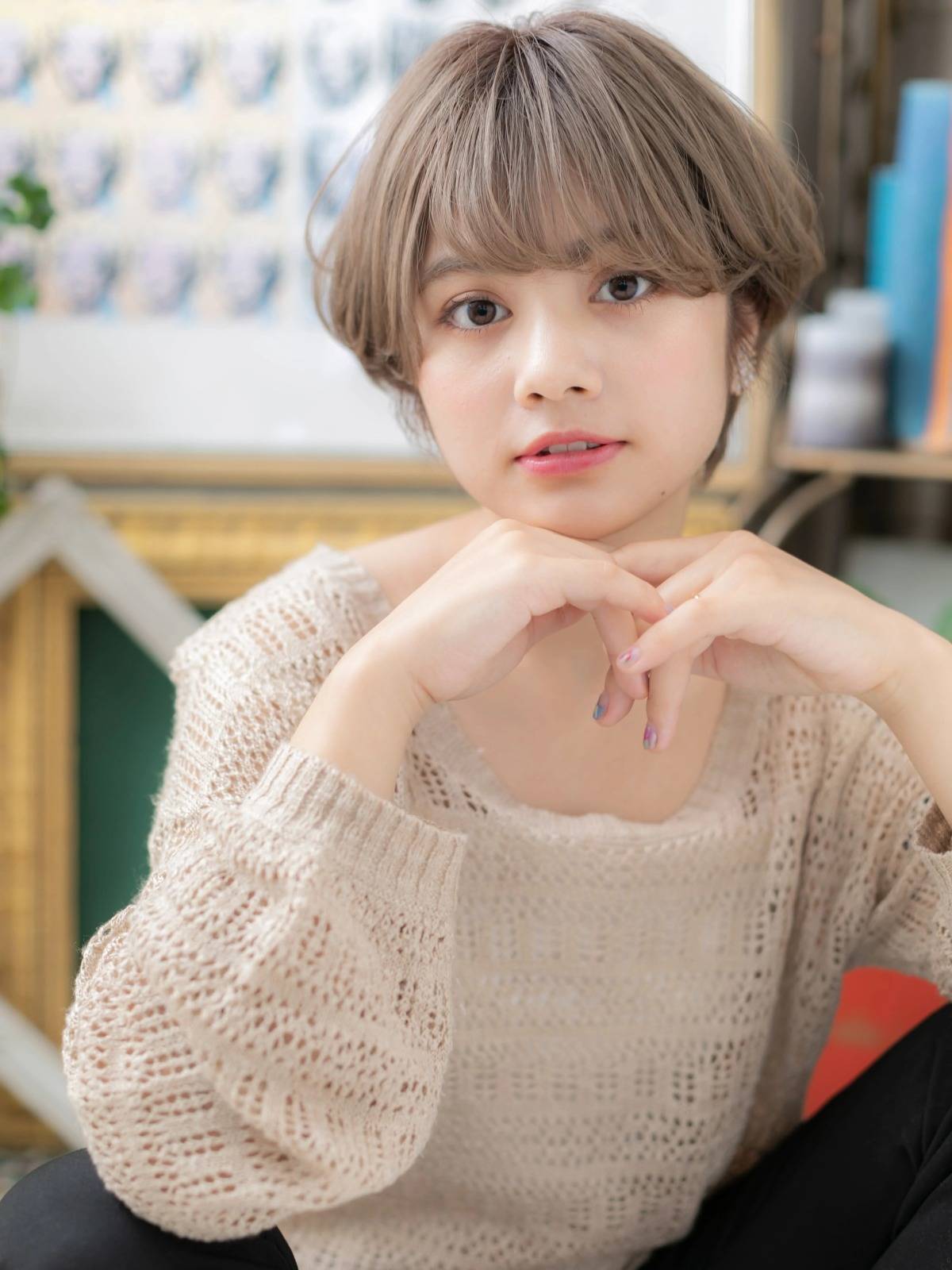 シアーベージュ