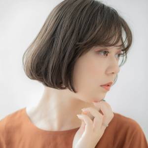 白髪をふわっとぼかせる！50代向けヘアカラー5選〜2026年初秋〜
