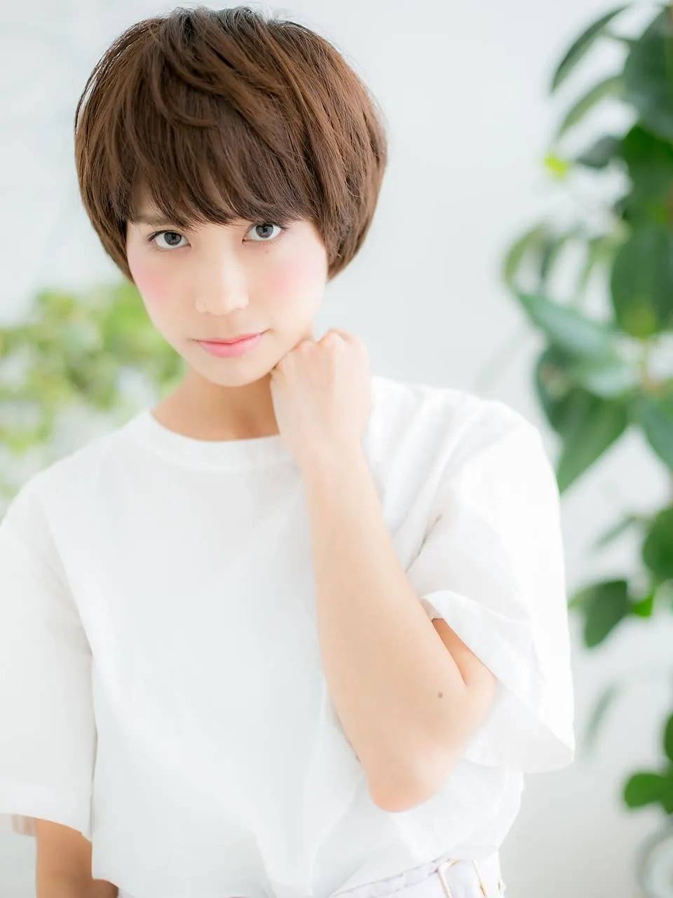 ココアベージュ