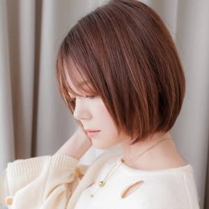 白髪カバー効果抜群！50代女子に似合うヘアカラー5選〜2026初秋〜