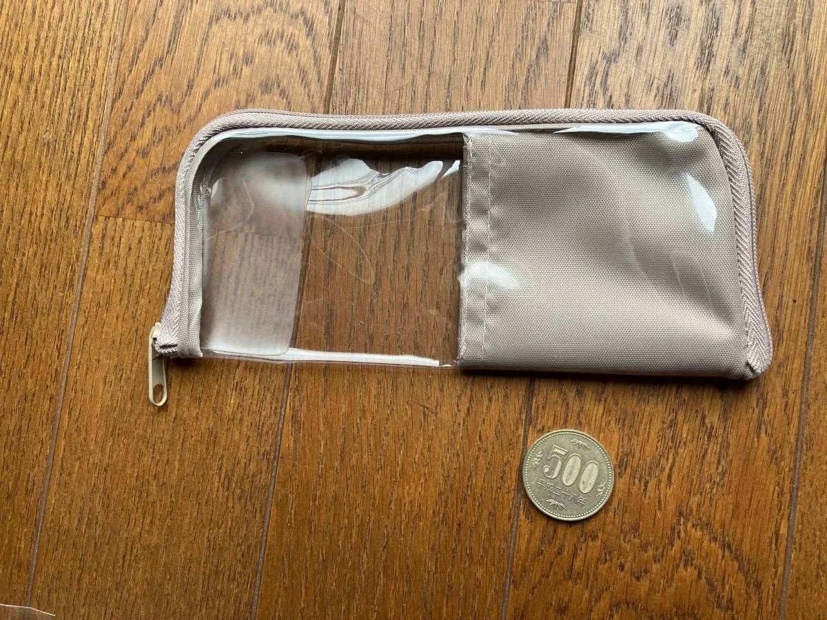 セリア：PVC かぎ針用ポーチ
