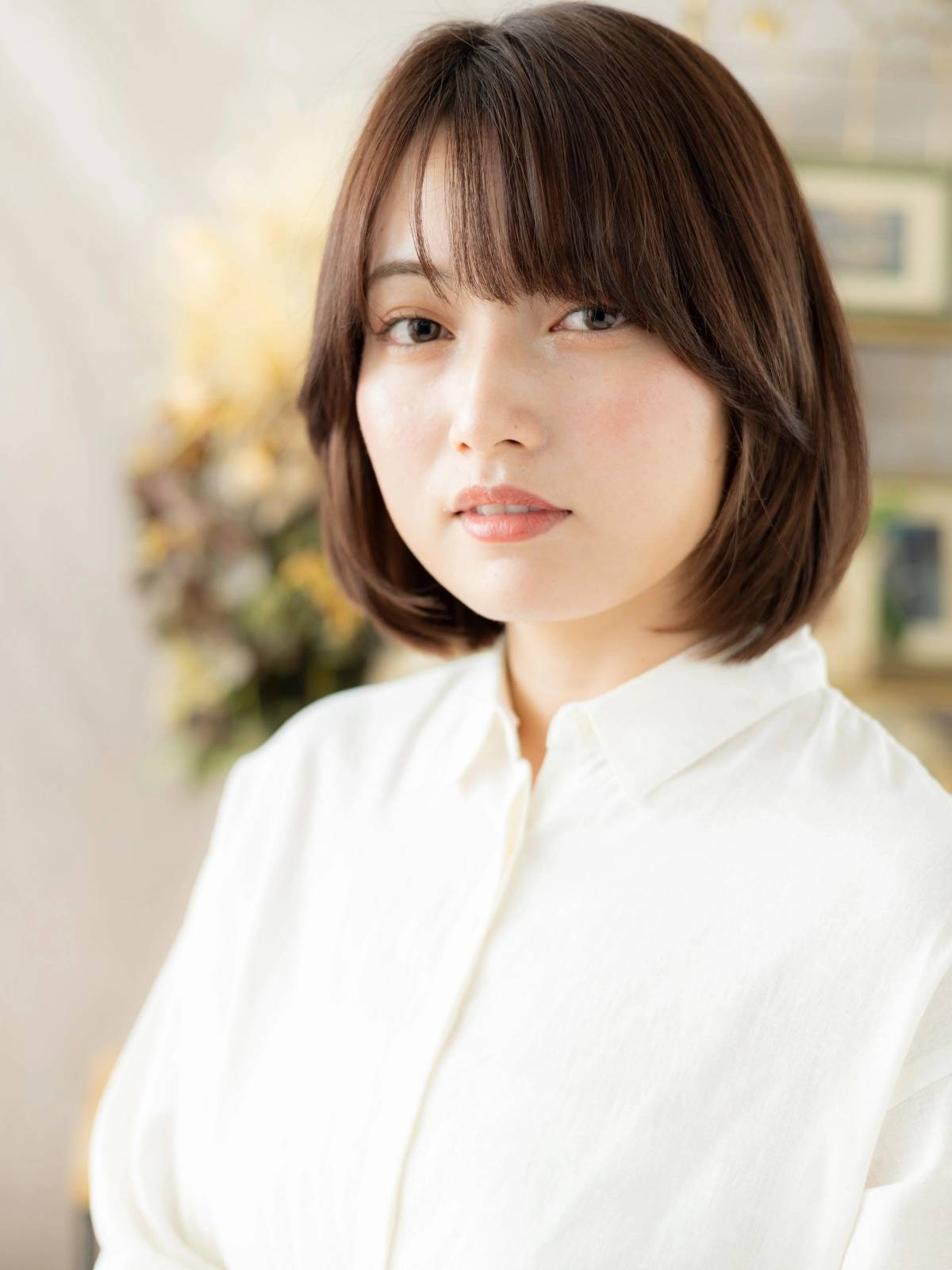 くすみベージュ