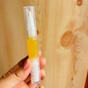 【無印良品】“もったり”質感がいい！リピ買い中の「甘皮ケアオイル」