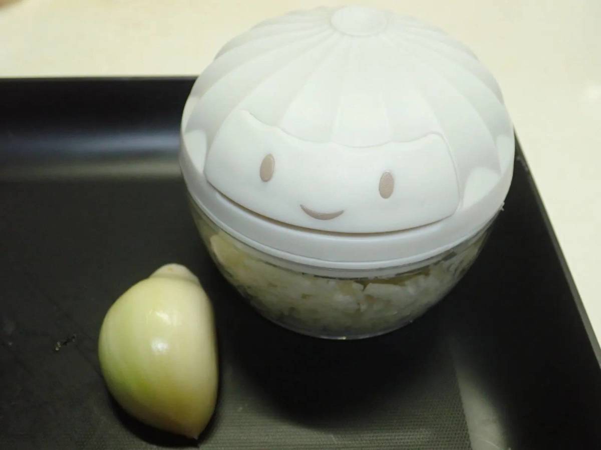 ダイソー：ミニハンドル野菜カッター