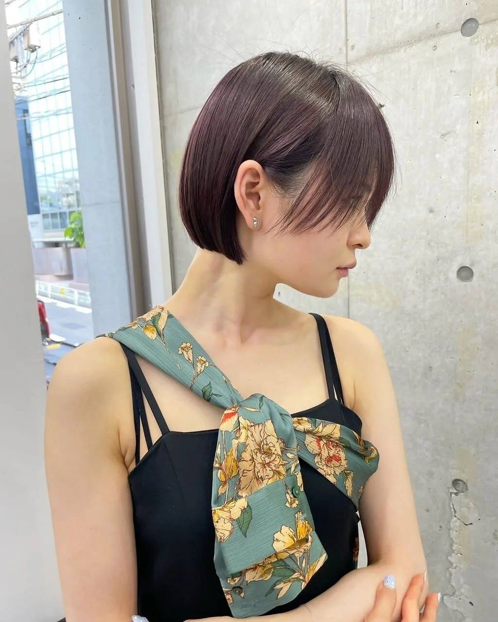 グレージュブラウン