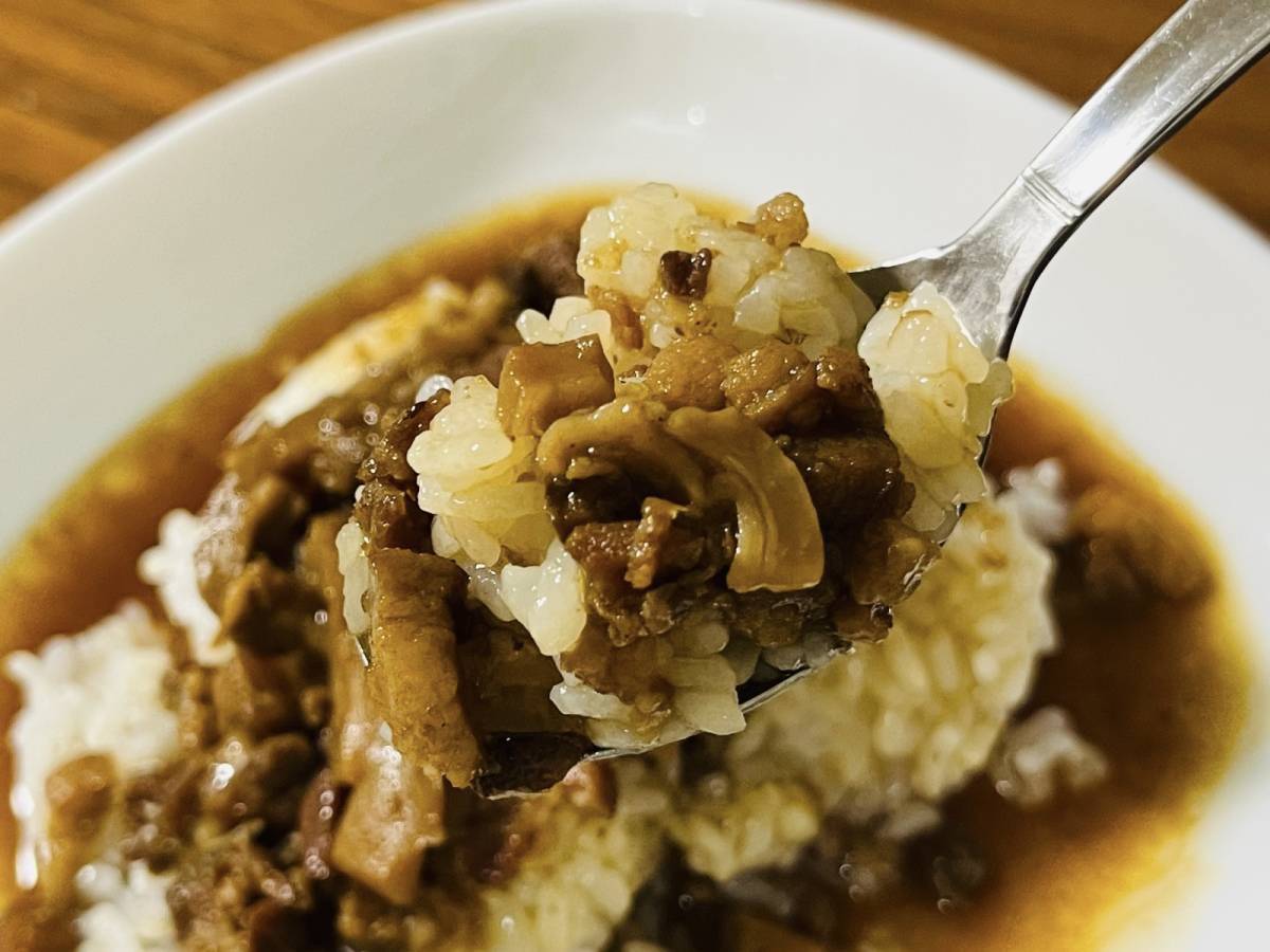 KALDI(カルディ)：ワンメイ 滷肉飯(ルーローファン)