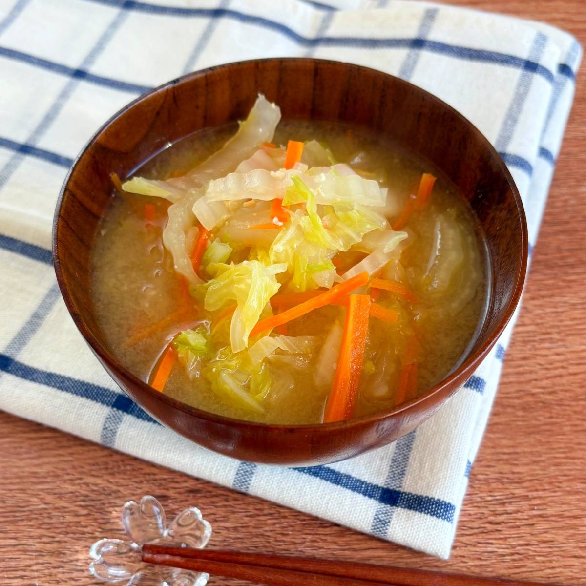 JAグループ公式の「キャベツと白菜人参の炒め味噌汁」レシピ