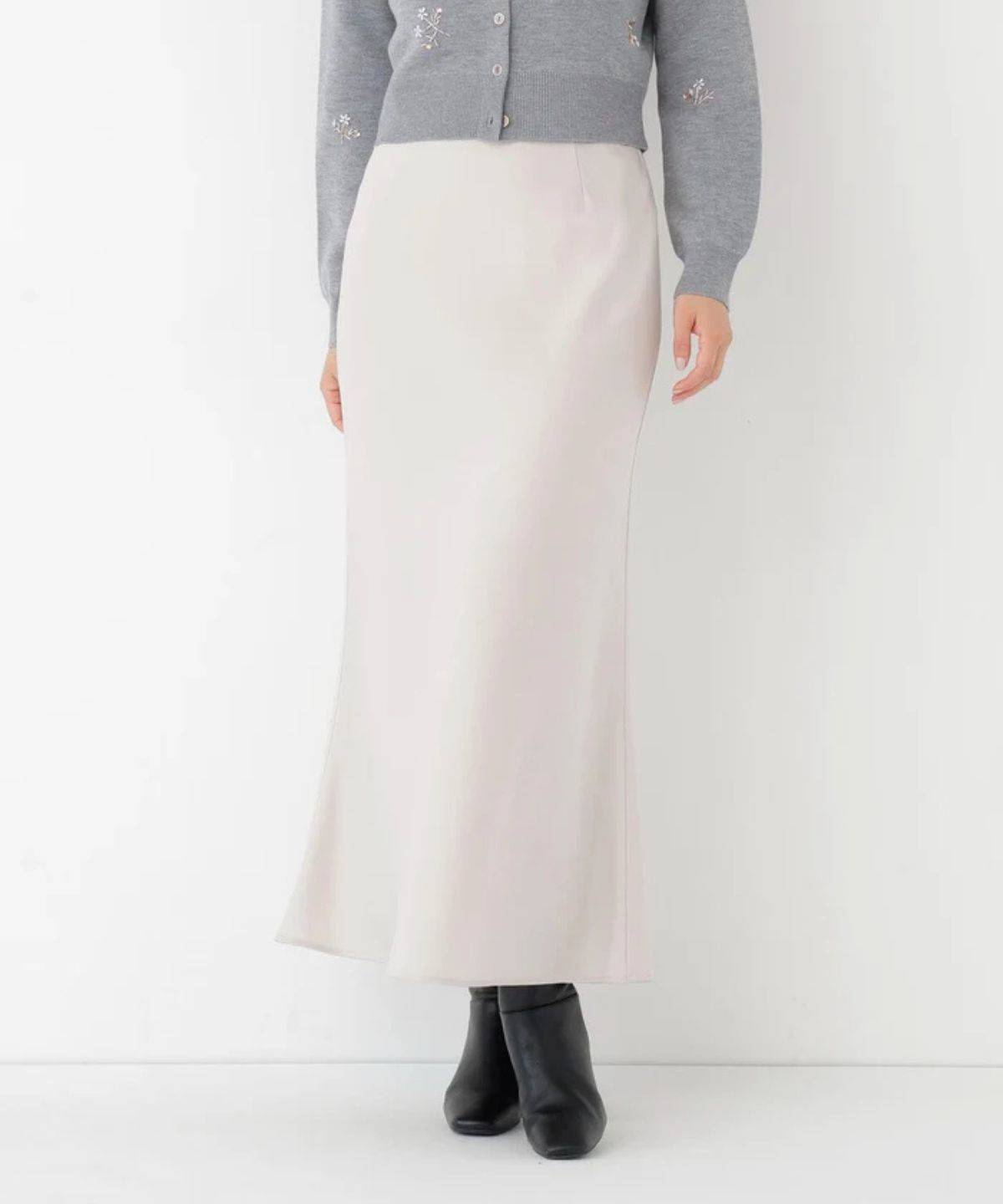 NATURAL BEAUTY BASIC バイアスサテンナロースカート