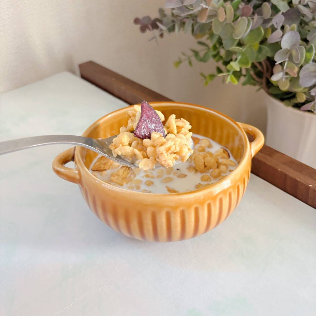 器に盛った「ごろグラ さつまいもづくし」
