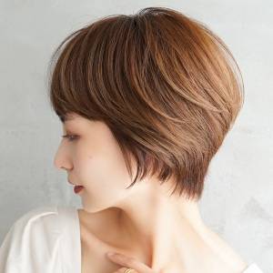 “白髪”は活かせる！メンテが楽なヘアカラー5選〜2026年秋〜