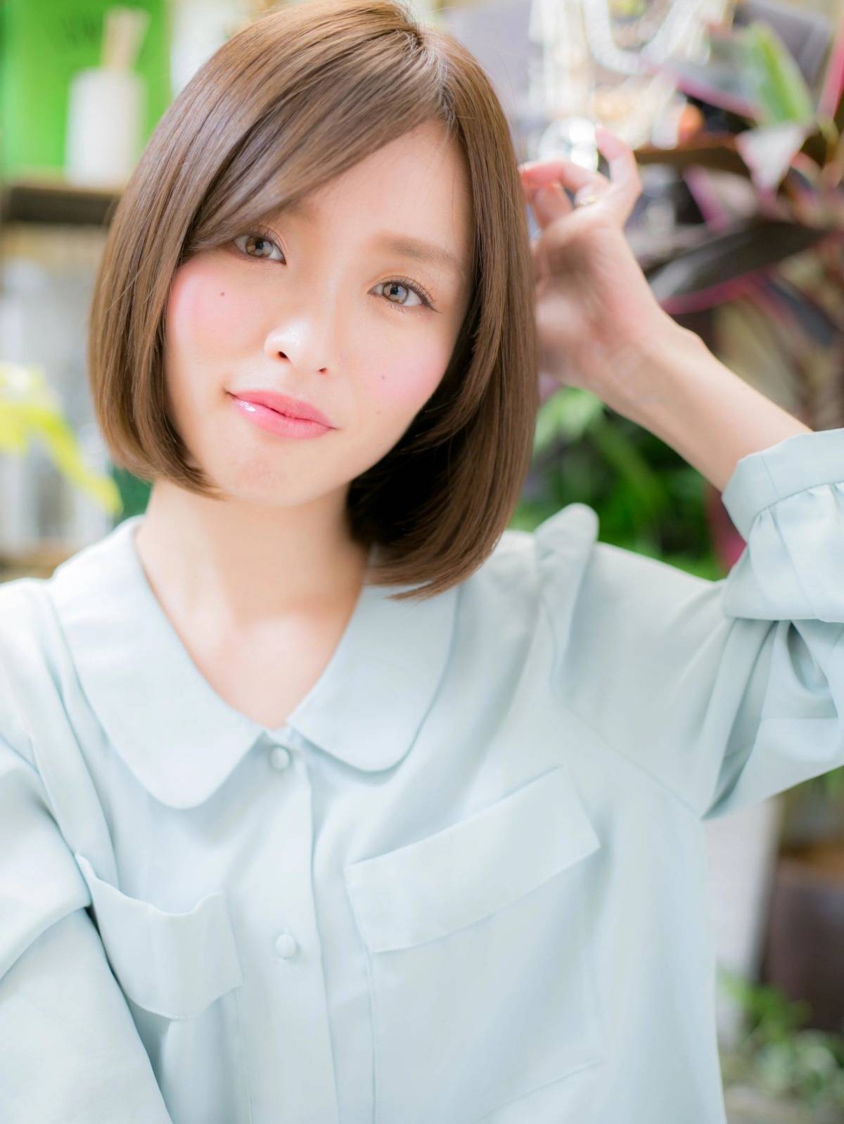 パールベージュ