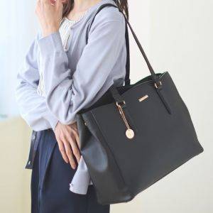 【Honeys】2千円台から！50代が持つべき《高見えトートバッグ》3選