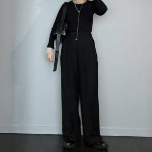 【2026年10月】こんなに細く見えるとは！着痩せする秋のワイドパンツコーデ5選