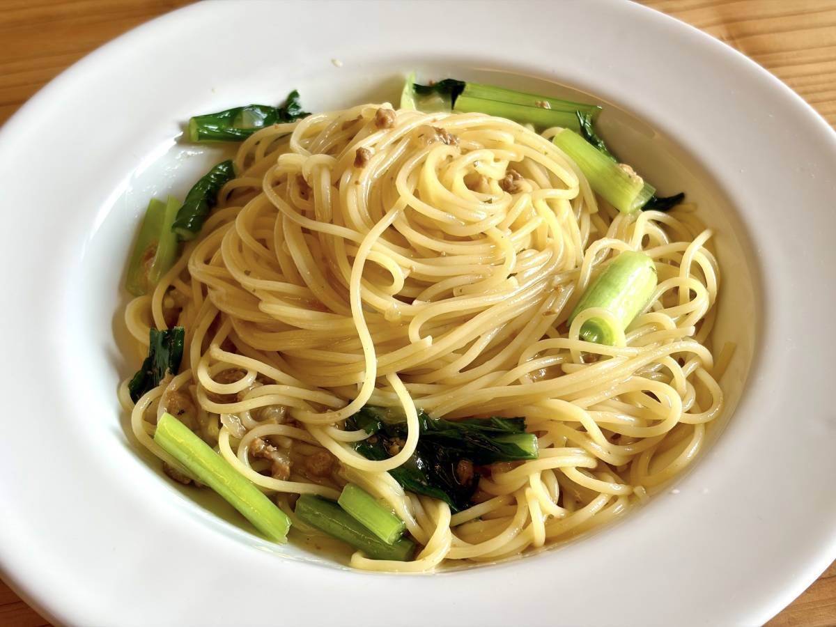 無印良品：素材の旨みひきたつパスタソース レモンと豚肉のサルシッチャ