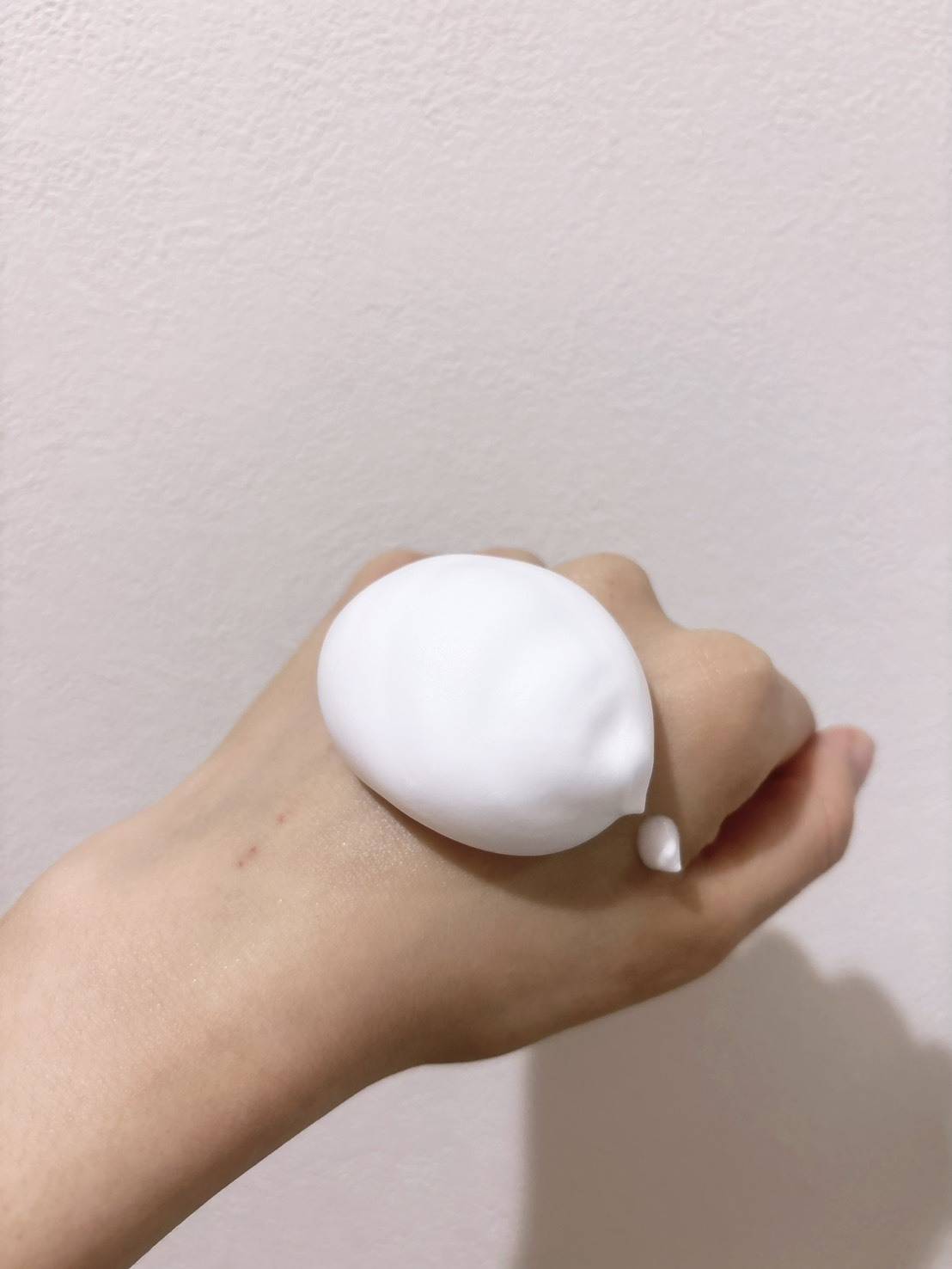 Bifesta 泡ピーリング洗顔 スムースグロウ テクスチャー