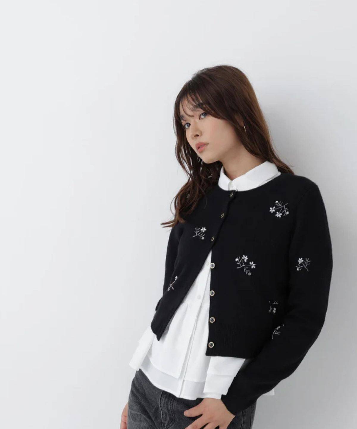 NATURAL BEAUTY BASIC フラワービーズカーディガン
