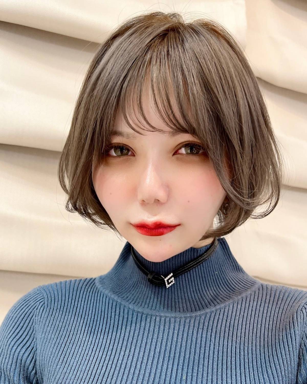 グレージュ