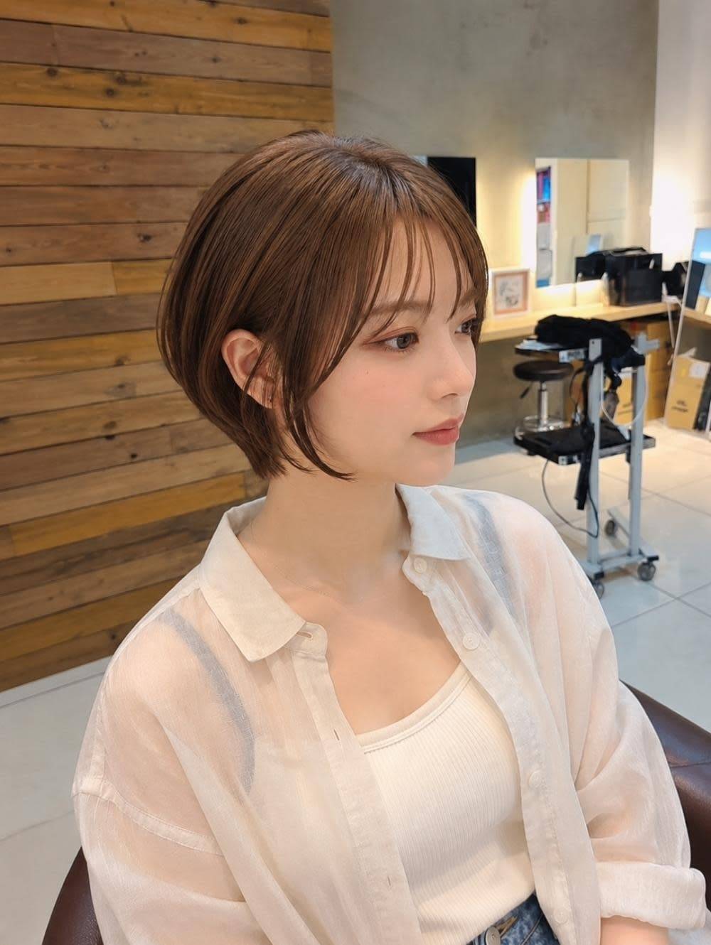 グレージュ